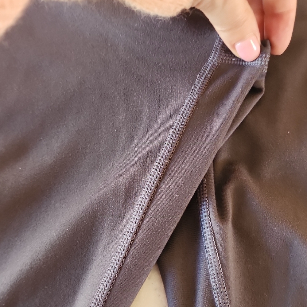 Victoria's Secret Dark Gray Leggings Guc 10 - Picture 10 of 11